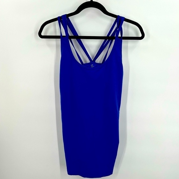 Gap Fit Large Tank Top Blue - Picture 1 of 4